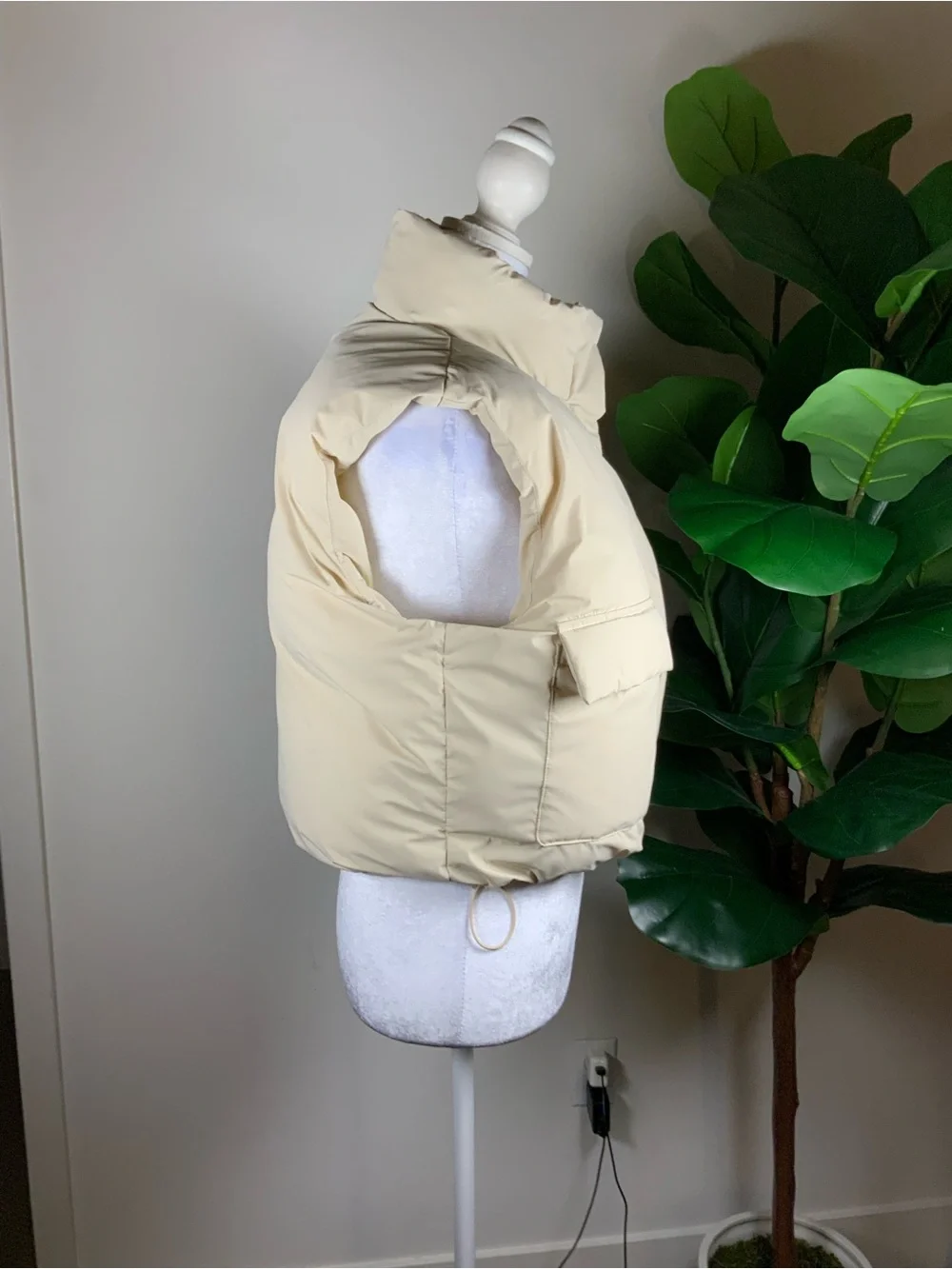 Cisono Ivory Quilted Puffer Vest with High Collar